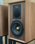 Wharfedale Aston inkl. Ständer Limited Edition (Walnuss)